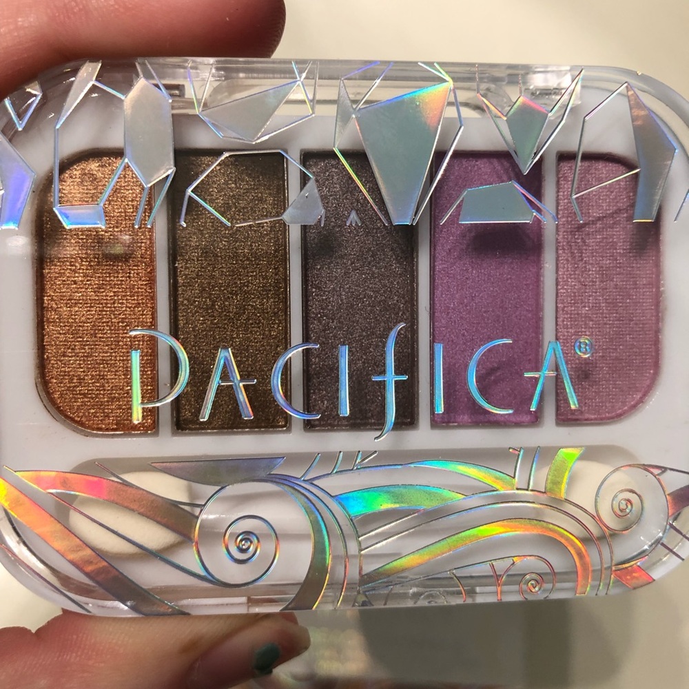 Pacifica Eyeshadow Palette